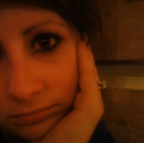 Heather Wright Photo 37