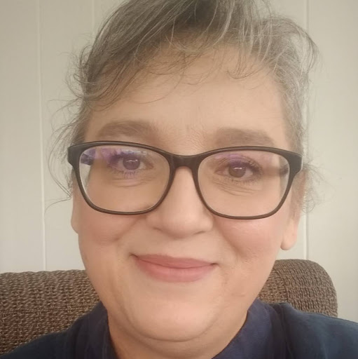 Renee Davis Photo 22