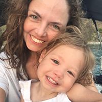 Kate Nichols Photo 41