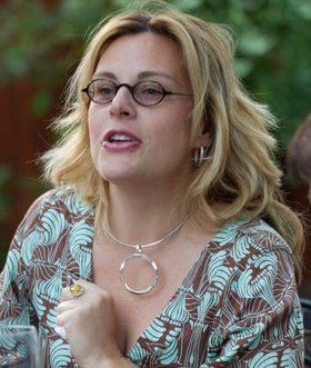 Candace Lewis Photo 33