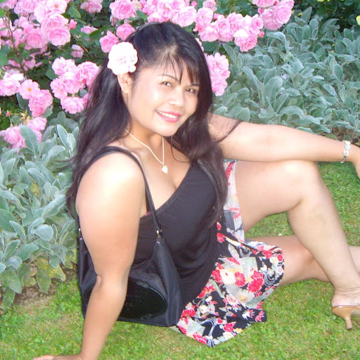 Julie Zimmermann Photo 14