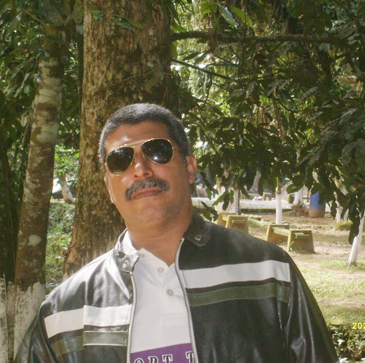 Roberto Francisco Photo 23