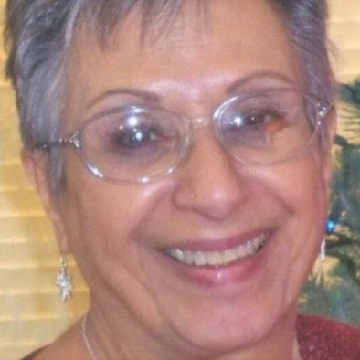 Marie Calabrese Photo 13