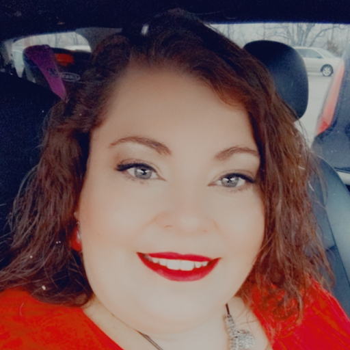 Sarah Hunter Photo 25