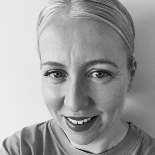 Louise Glynn Photo 16