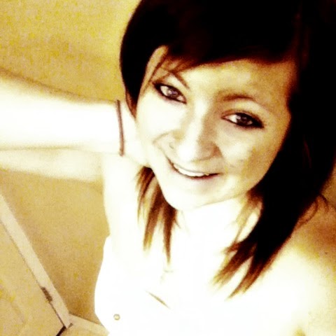 Megan Hobson Photo 19