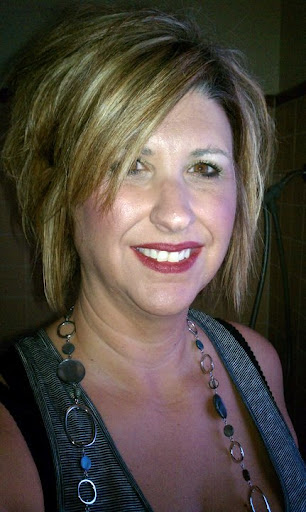 Vicky Wallace Photo 8