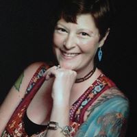 Amy Garvey Photo 21