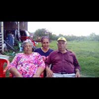 Aurelia Flores Photo 6