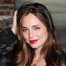 Elizabeth Shoemaker Photo 21