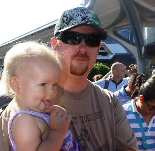 Chris Gibson Photo 32