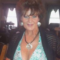 Janet Levine Photo 40