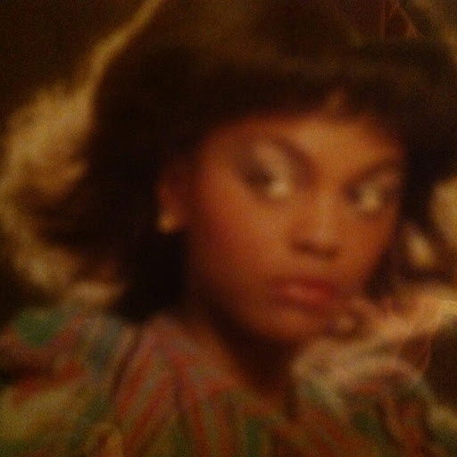 Tanya Miles Photo 35