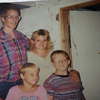 Julie Wampler Photo 19