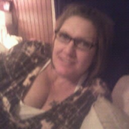 Stacy Tuttle Photo 1