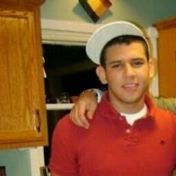 Thomas Hernandez Photo 44