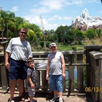 Jon Mills Photo 33