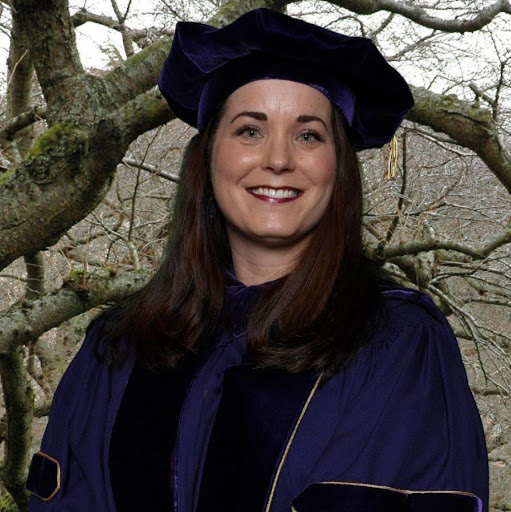 Michelle Mckenna Photo 10