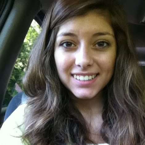 Elizabeth Story Photo 11