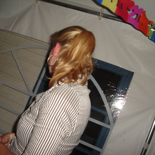 Annie Hendrix Photo 6