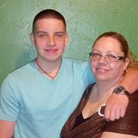 Andrea Young Photo 30