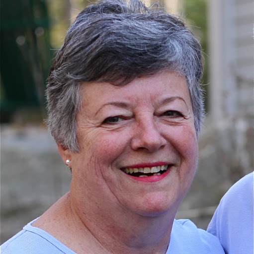 Charlotte Holland Photo 31