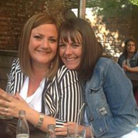 Sarah Lindsay Photo 6