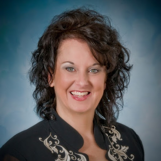 Bobbie Russell Photo 39