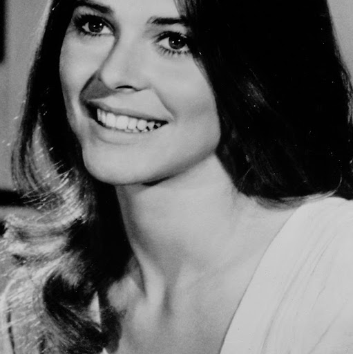 Linda Farrell Photo 15 Linda Farrell Photo 15