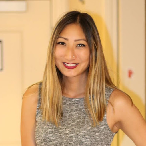 Julie Ahn Photo 29