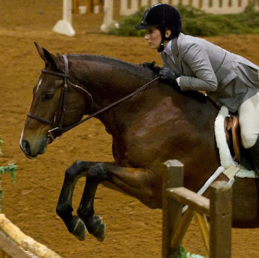 Amy Stacy Photo 9