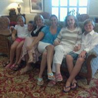 Laura Newman Photo 21