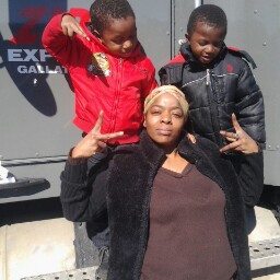 Pamela Horton Photo 18