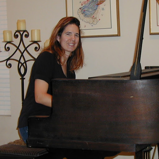 Catherine Pearson Photo 24