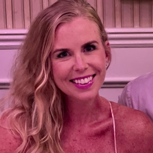 Erin Schultz Photo 22