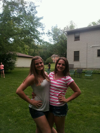 Annie Burns Photo 27
