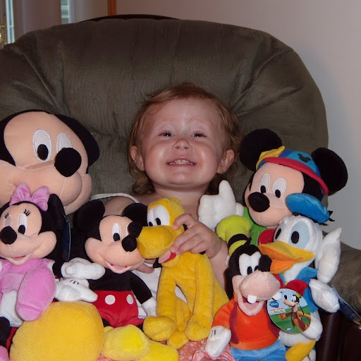 Suzanne Carr Photo 16