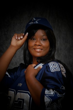 Angela Mathews Photo 31
