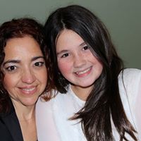 Elizabeth Quintana Photo 24