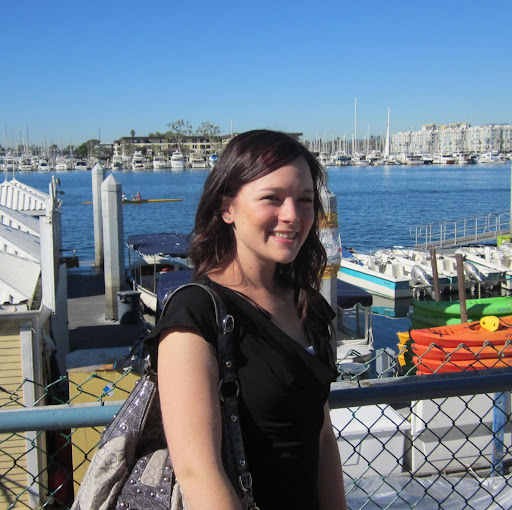 Jessica Reynolds Photo 12