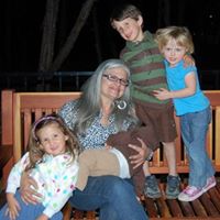 Amy Jennings Photo 22