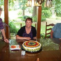 Louise Armstrong Photo 30