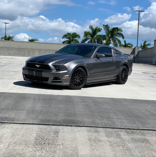 Jorge Gutierrez Photo 30