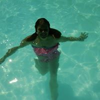 Lynda Roberts Photo 10