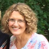 Debbie Hahn Photo 19