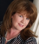 Elizabeth Weber Photo 6