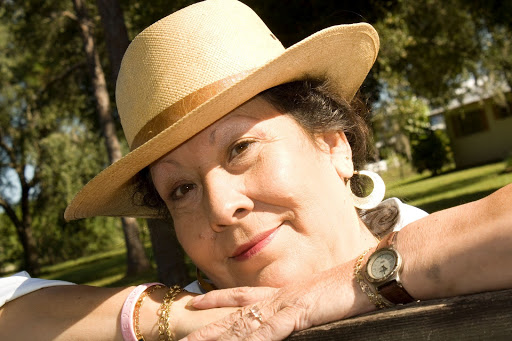 Anita Taylor Photo 22
