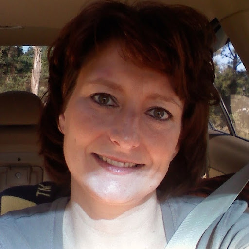 Anna Allen Photo 17