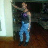 Laura Hardin Photo 40