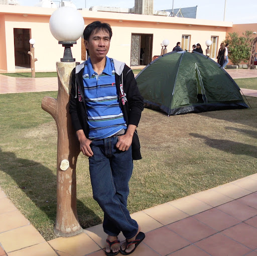 Larry Villanueva Photo 26